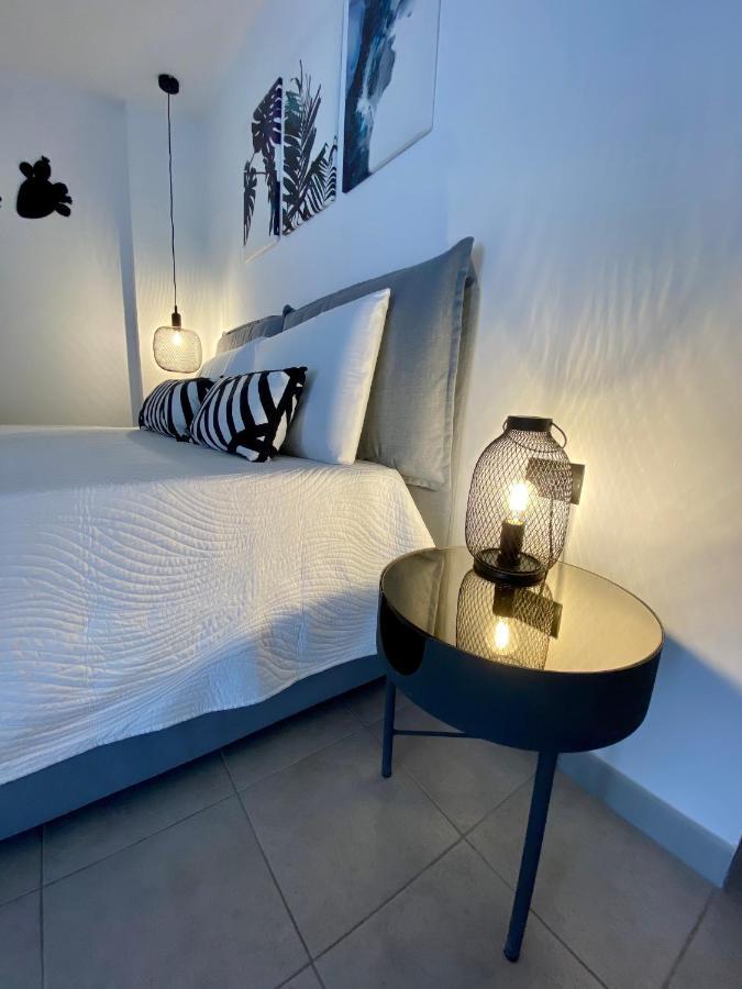 Menouno House Apartment Crispiano Екстериор снимка